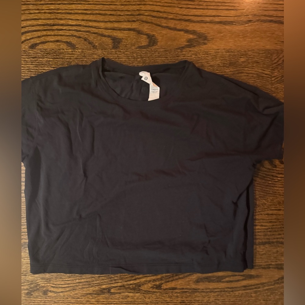 Black Lululemon T-shirt in a size small